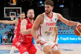 12-Dev-Adam-parkede-Turkiye-Hirvatistan-basketbol-maci-hangi-kanalda-saat-kacta-featured