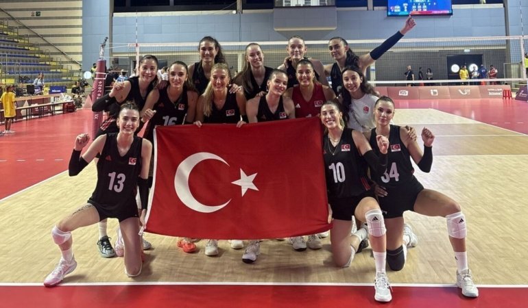Ay-Yıldızlılar İtalya'yı yıktı!
