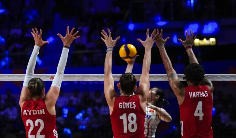 Bugün voleybol maçı var mı? Türkiye Azerbaycan maçı ne zaman, saat kaçta? Filenin Sultanları son 16 maçı hangi kanalda?