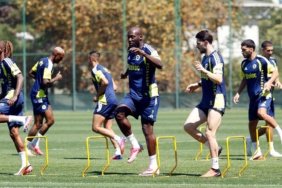 Fenerbahce-Lyon-ile-oynayacagi-rovans-maci-hazirliklarina-basladi-featured