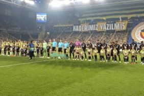 Fenerbahceli-taraftarlardan-Lyon-macina-ozel-koreografi-featured