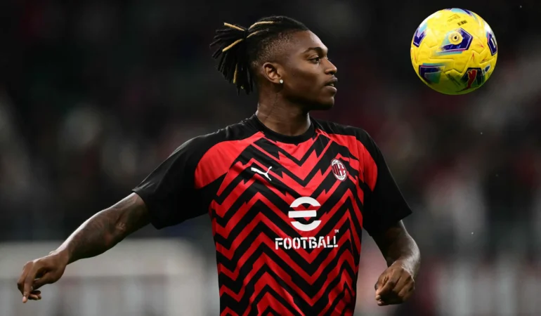 Galatasaray’dan Rafael Leão hamlesi! Portekizli yıldızın transferinde resmî temas: Milan ve futbolcuyla görüşmeler başladı