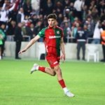 Kaf-Kafta-ayrilik-canlari-caliyor-3-oyuncu-ile-yollar-ayriliyor-featured