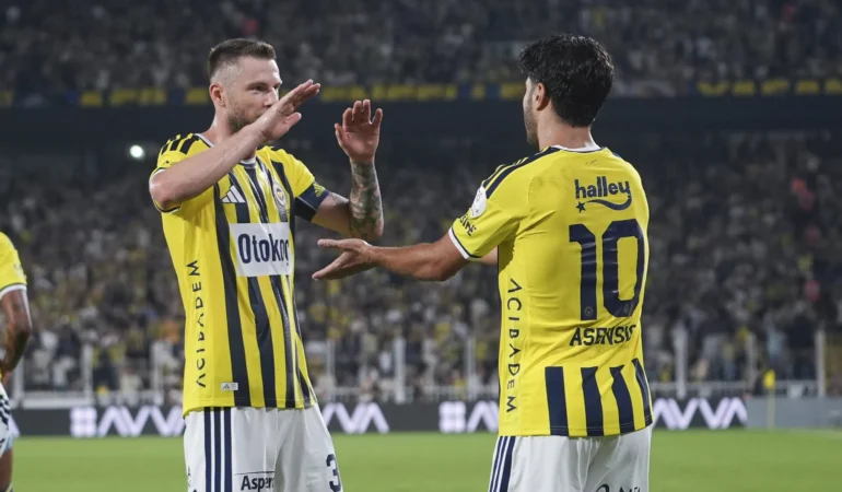 Kanarya evinde rahat kazandı! Maç sonucu: Fenerbahçe 4-2 Konyaspor