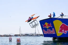 Red-Bull-Ucus-Gunu-dort-yil-sonra-Istanbul039da-featured