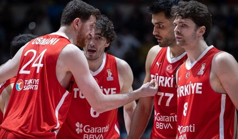 Türkiye Litvanya basketbol maçı ne zaman, saat kaçta ve hangi kanalda? 12 Dev Adam sahada!