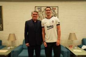 Vlahovic039in-lisansi-ne-zaman-cikacak-Besiktas-Baskani-Adali-acikladi-featured