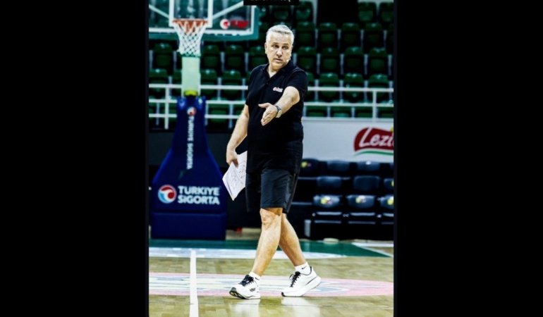 Zafer Aktaş’tan Antrenörlere Pick and Roll eğitimi: Basketbolun şifreleri İzmir’de paylaşıldı