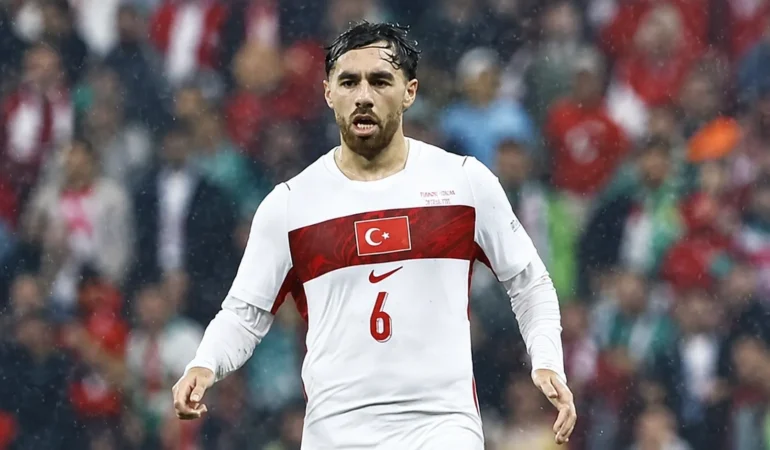 A Milli Futbol Takımı'nda Orkun Kökçü sakatlığı nedeniyle aday kadrodan çıkarıldı