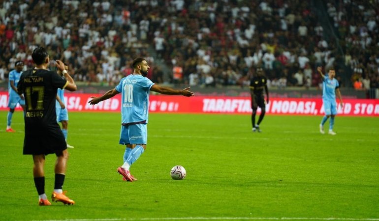 Amedspor – Trabzonspor maçında şoke eden skor! Muhammed Salah'ın o hareketi geceye damga vurdu