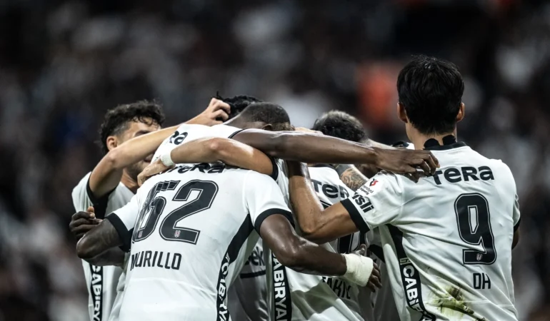 Beşiktaş'ın UEFA Avrupa Ligi kadrosu açıklandı! İşte listede yer alan isimler