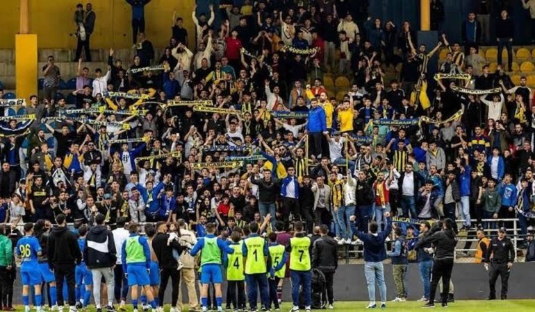 Bucaspor 1928’de Altay derbisi öncesi kriz: Ayrılıklar peş peşe geldi!