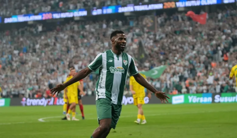 Bursaspor'da Kelechi Iheanacho fırtınası! Batman Petrolspor'u yıktı, 8 maçta 11 gole ulaştı