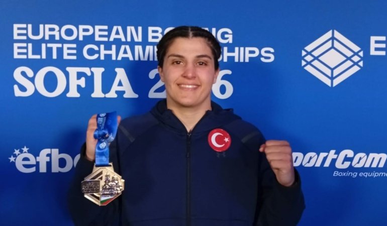 Busenaz Sürmeneli, üst üste ikinci kez Avrupa şampiyonu oldu