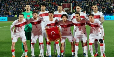 Dev-mucadelede-ilk-duduk-caldi-Turkiye-Fransa-maci-basladi-featured