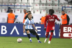 Erzurumspor-FK-evinde-hata-yapmadi-Ilk-yarida-buldugu-golle-Samsunsporu-1-0-yenerek-kritik-3-puanin-sahibi-oldu-featured
