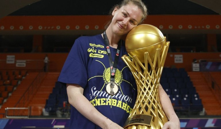 Fenerbahçe, Emma Meesseman ile sözleşme yeniledi