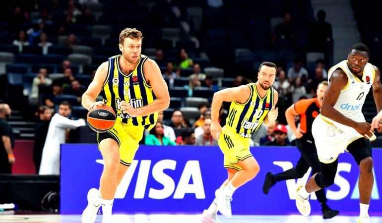 Fenerbahçe, Euroleague Süper Kupa'da üçüncü oldu