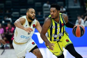 Fenerbahce-Tarfin039den-Abu-Dabi039de-galibiyet-Dubai-Basketbol039u-85-77-maglup-eden-sari-lacivertliler-Super-Kupa-ucuncusu-featured