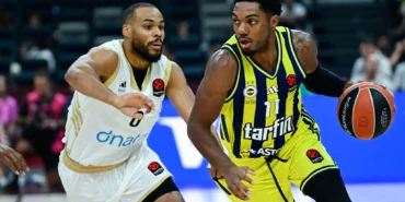 Fenerbahce-Tarfin039den-Abu-Dabi039de-galibiyet-Dubai-Basketbol039u-85-77-maglup-eden-sari-lacivertliler-Super-Kupa-ucuncusu-featured