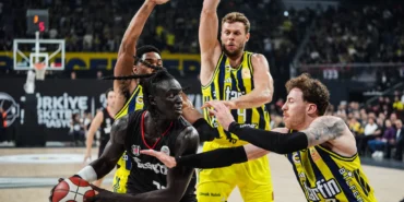 Fenerbahce-finalde-Besiktas039i-maglup-ederek-Cumhurbaskanligi-Kupasi039ni-muzesine-goturdu-featured