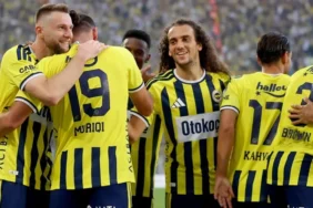 Fenerbahce039de-8-0039lik-zaferin-sirri-cozuldu-Aziz-Yildirim039dan-soyunma-odasinda-gizemli-cikis-featured