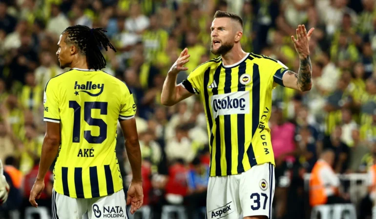 Fenerbahçe'de İsmail Kartal için kritik süreç: Beşiktaş yenilgisi sonrası gözler Roma maçıyla başlayacak 3 karşılaşmada