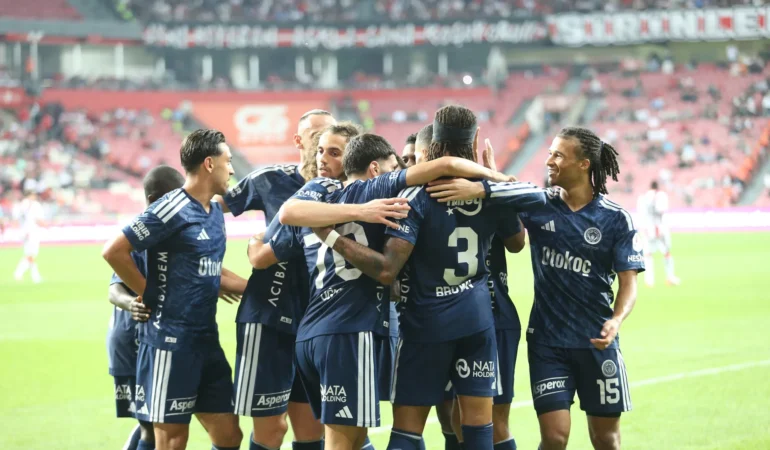 Fenerbahçe'de kadroda dev revizyon: 51,3 milyon Euro buhar oldu