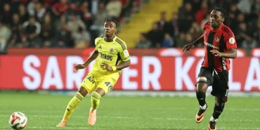 Fenerbahce039de-kartlar-acildi-Gaziantep039te-iste-ilk-11-featured