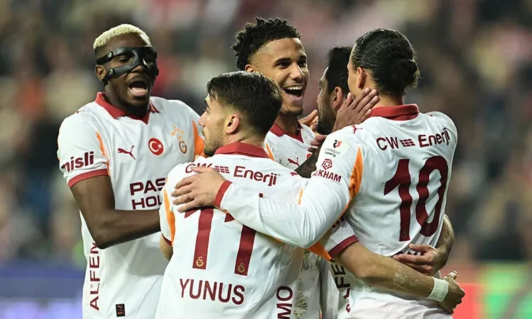 Galatasaray Avrupa sahnesinde! İşte Sporting 11'i