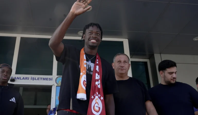Galatasaray Bitshiabu transferinin maliyetini açıkladı! İşte o rakamlar