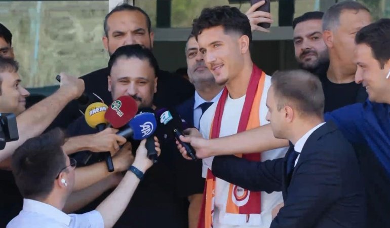 Galatasaray'ın yeni transferi Deniz Gül İstanbul'da