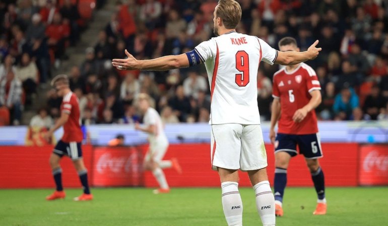 İngiltere, Uluslar Ligi'nde Çekya'yı 2-0 yendi