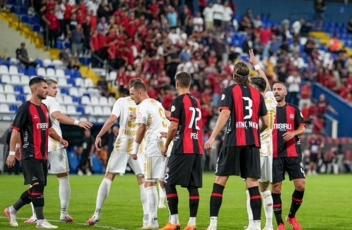 İstanbul’da büyük mücadele! Karagümrük ile Kayserispor 1-1 berabere kaldı