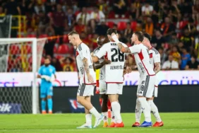 Izmir039de-gol-yagmuru-Goztepe-Gaziantep-FK-maci-geceye-damga-vurdu-featured