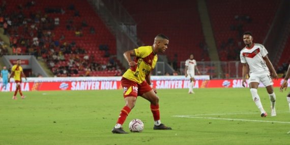 Juan-sorumluluk-aldi-Goztepenin-gol-yukunu-ustlendi-featured