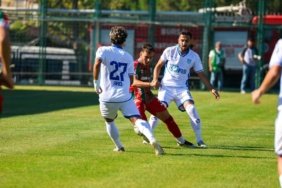 Karsiyaka-Bursada-son-anlarda-yikilmaktan-kurtuldu-Zirve-yarisinda-agir-kayip-featured