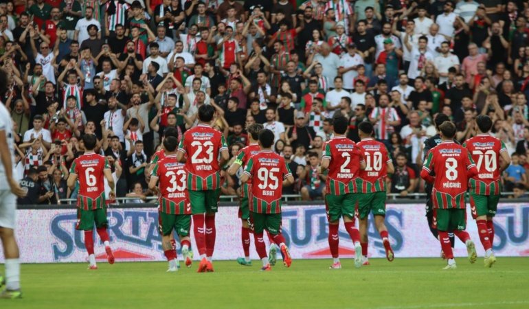 Karşıyaka ilk galibiyet peşinde: Rakip Bursa Yıldırımspor
