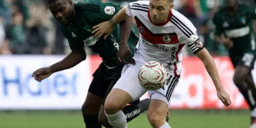 Kocaelispor-evinde-Gaziantep-FK039yi-devirdi-Berkan-Kutlu-ve-Agyei039nin-golleriyle-2-0039lik-galibiyet-geldi-featured