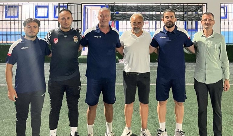 Levent Özel: Güvercinler emin ellerde