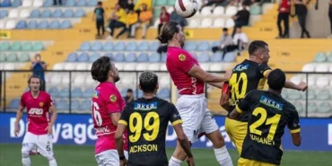Mac-sona-erdi-Istanbulspor-Manisasporu-1-0-maglup-etti-featured