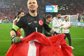 Mert-Gunoka-Fransa-maci-oncesi-milli-takim-kariyeri-icin-ozel-toren-duzenlendi-featured