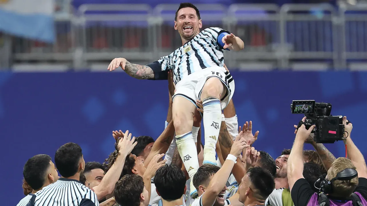 Messi-jubile-yapiyor-Arjantin-Benin-maci-ne-zaman-featured