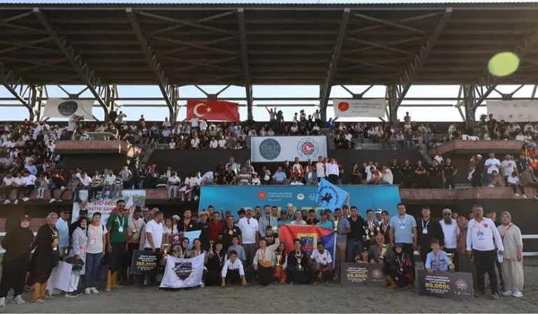 Millî sporculardan Avrupa Şampiyonası’nda 8 madalya