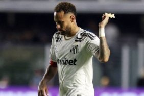 Neymar-sakatlandi-mi-Santosun-husran-gecesinde-flas-gelisme-featured