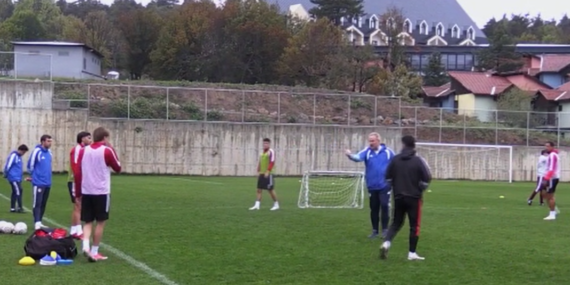 Pendikspor039un-Bolu-kampinda-tac-atislarina-ozel-antrenman-yapildi-featured