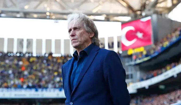 Portekiz milli takımı kadrosu açıklandı: 41'lik Ronaldo devam mı, hangi süper lig yıldızı kadro dışı kaldı?