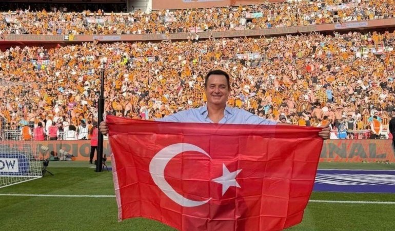 Premier Lig'i sallayan Hull City'den sürpriz hamle: Acun Ilıcalı hangi Türk yıldızlarla görüşüyor?
