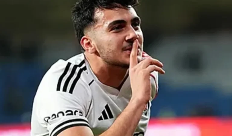 Samsunspor Mustafa Hekimoğlu transfer sürecini açıkladı ve Beşiktaş ile yaşanan görüşmeleri duyurdu