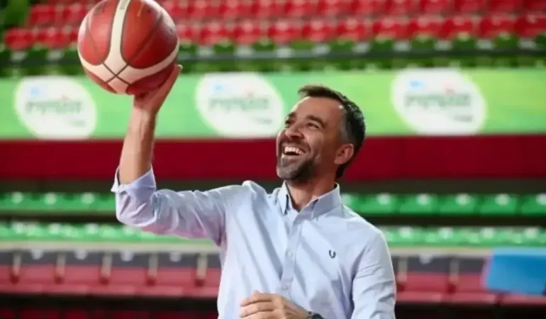 Selim Çınar Karşıyaka’ya geri döndü